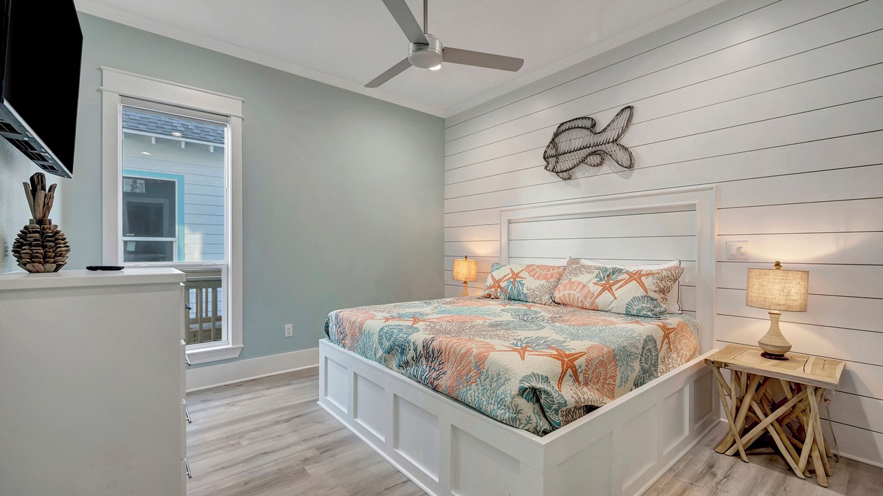 Photo of Bedroom in Crystal Beach