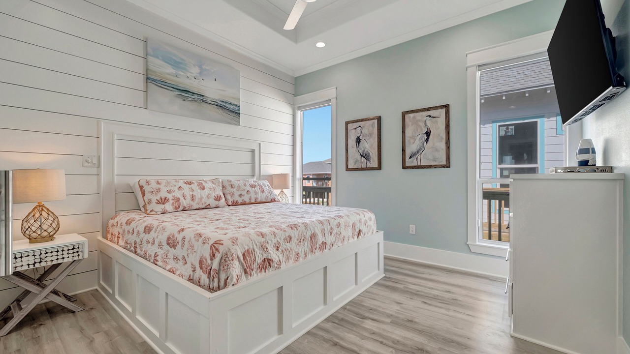 Photo of Bedroom in Crystal Beach