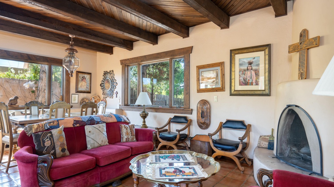 Photo of Livingroom in Santa Fe