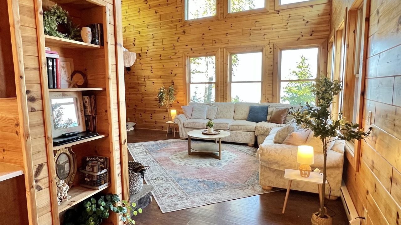Photo of Bedroom in Cheboygan