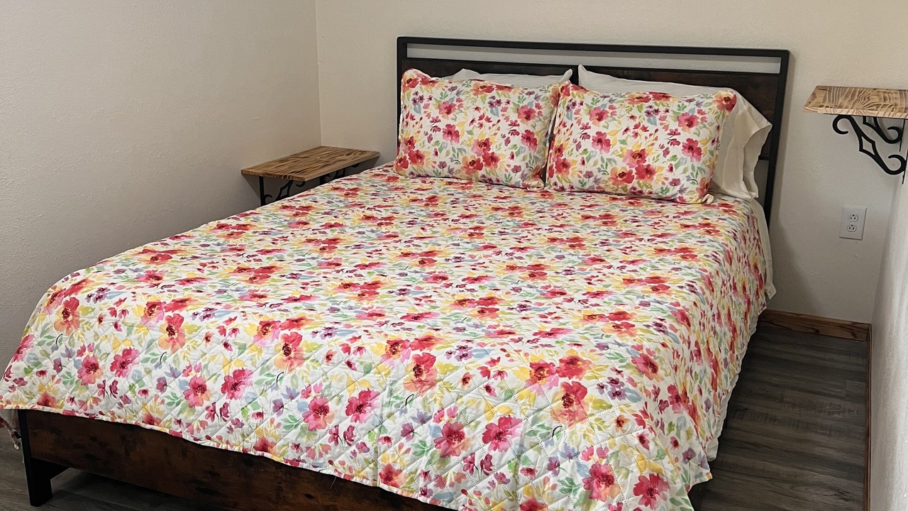 Photo of Bedroom in Williamsville