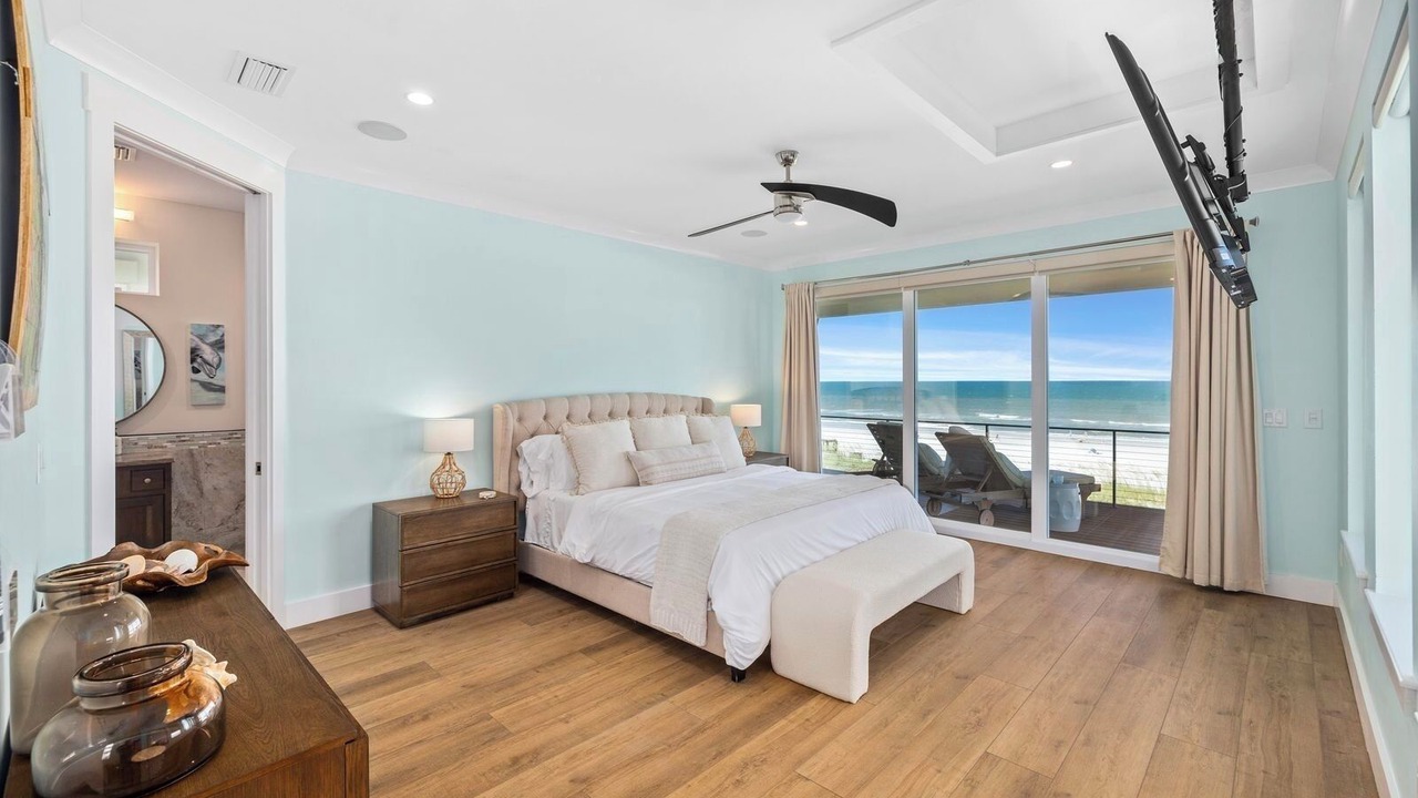 Photo of Bedroom in Jacksonville Beach