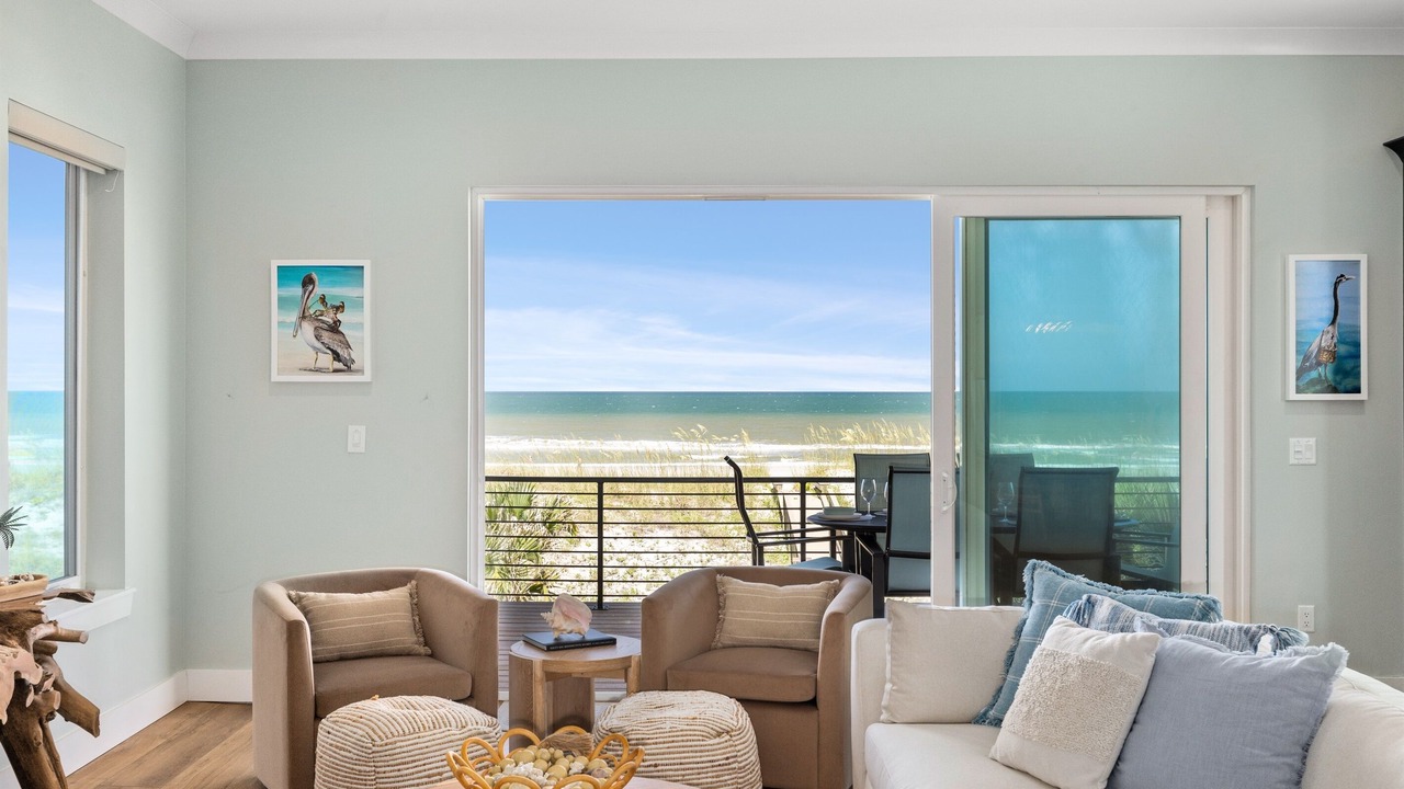 Photo of Livingroom in Jacksonville Beach