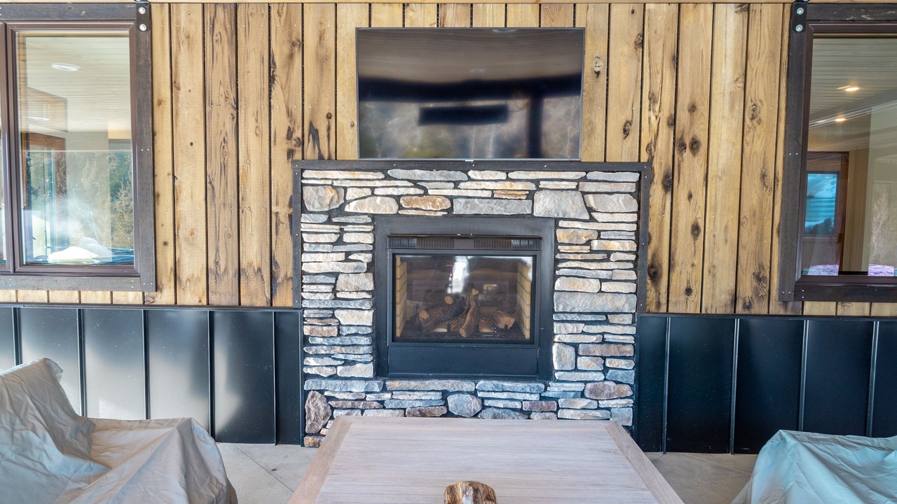 Photo of Livingroom in Victor