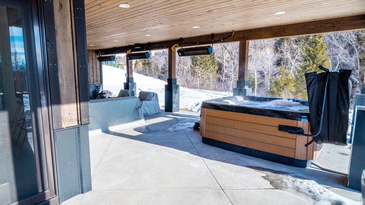 Photo of Patio Balcony in Victor