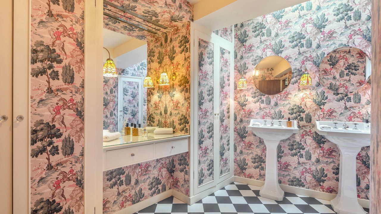 Photo of Bathroom in East Grinstead