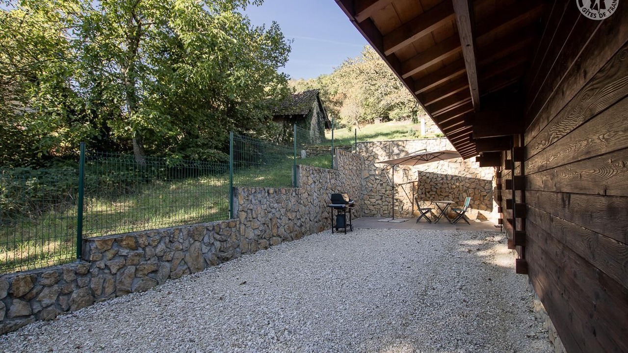 Photo of Patio Balcony in Chanaz