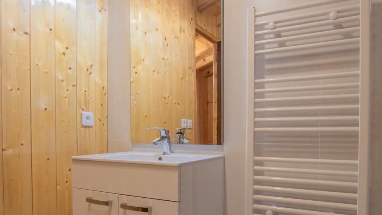 Photo of Bathroom in Chanaz