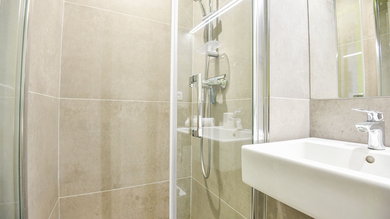 Photo of Bathroom in Noailles