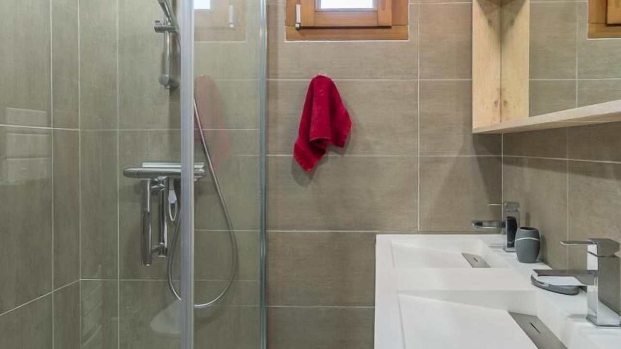 Photo of Bathroom in Sollieres-Sardieres