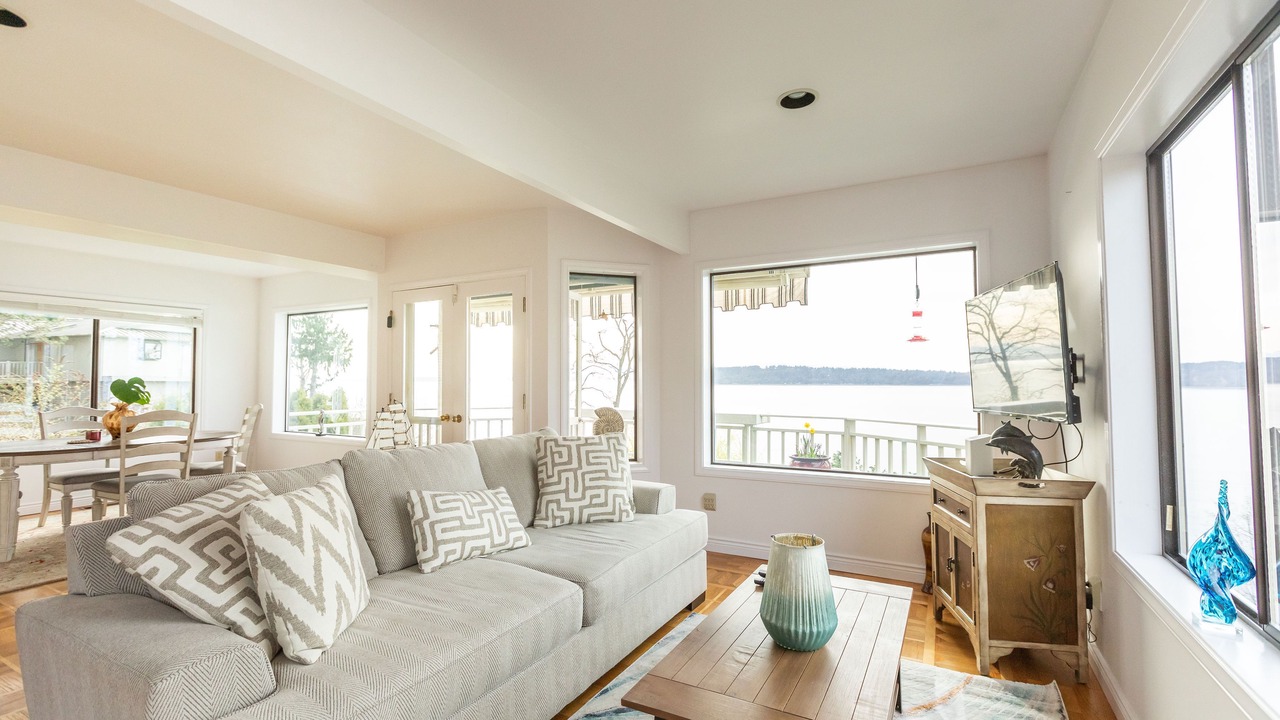 Photo of Livingroom in Rollingbay