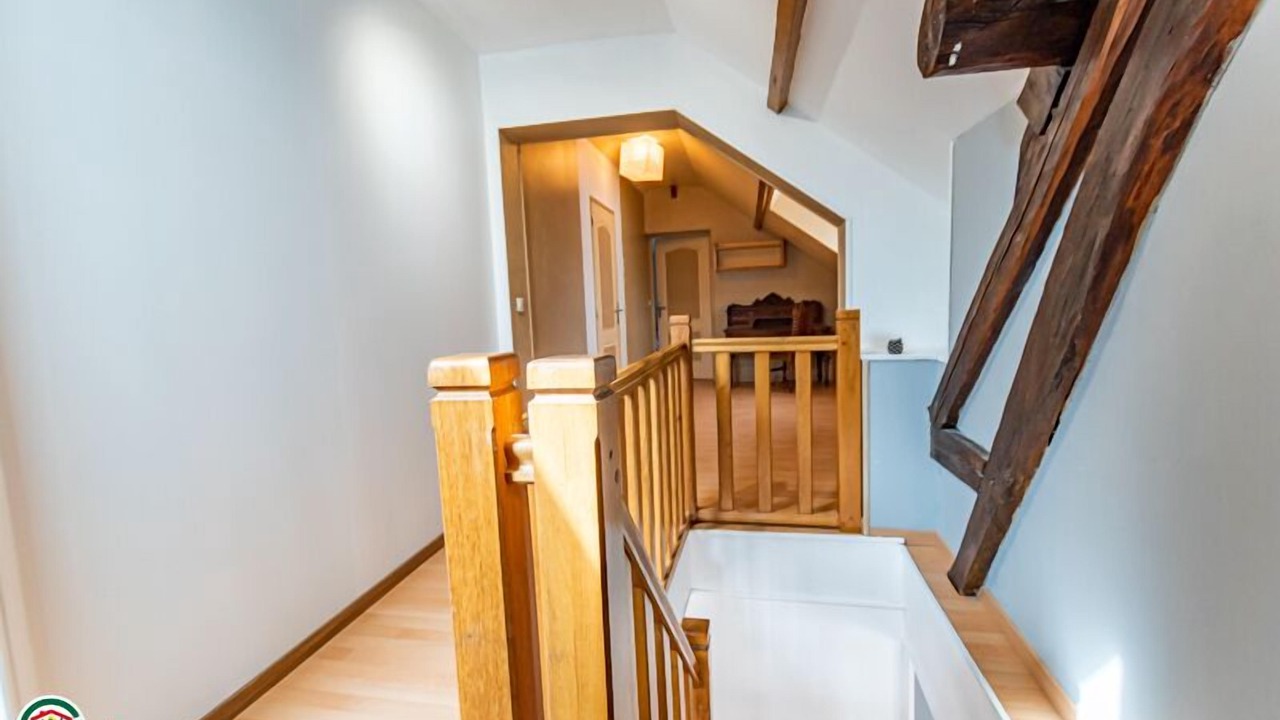 Photo of Others in Anglure