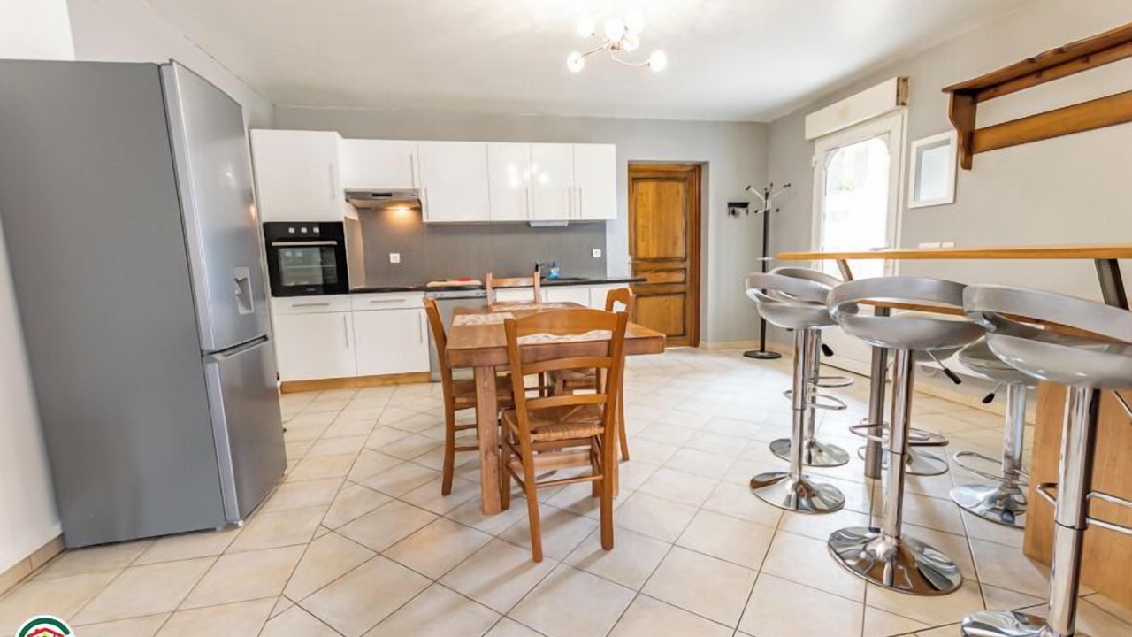 Photo of Others in Anglure