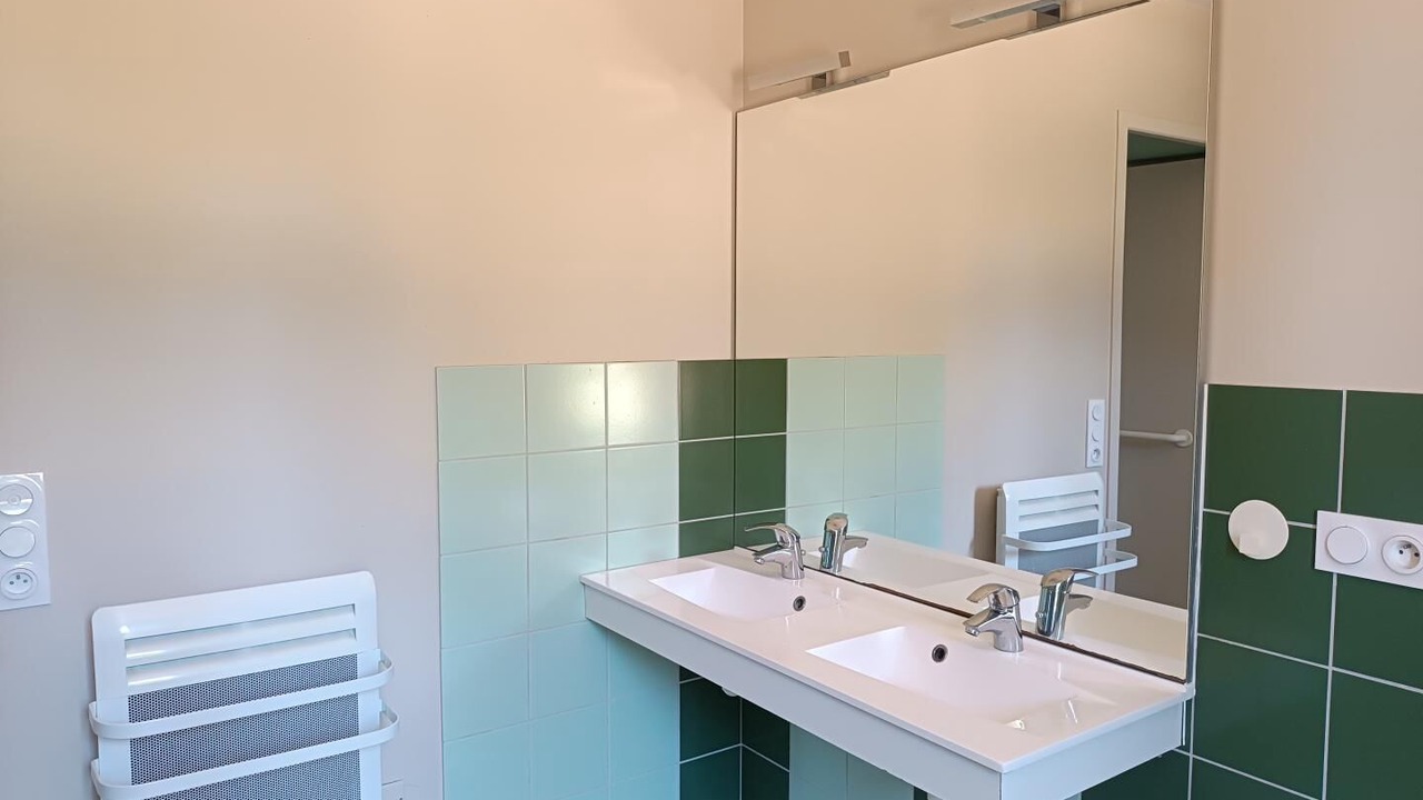 Photo of Bathroom in Genelard