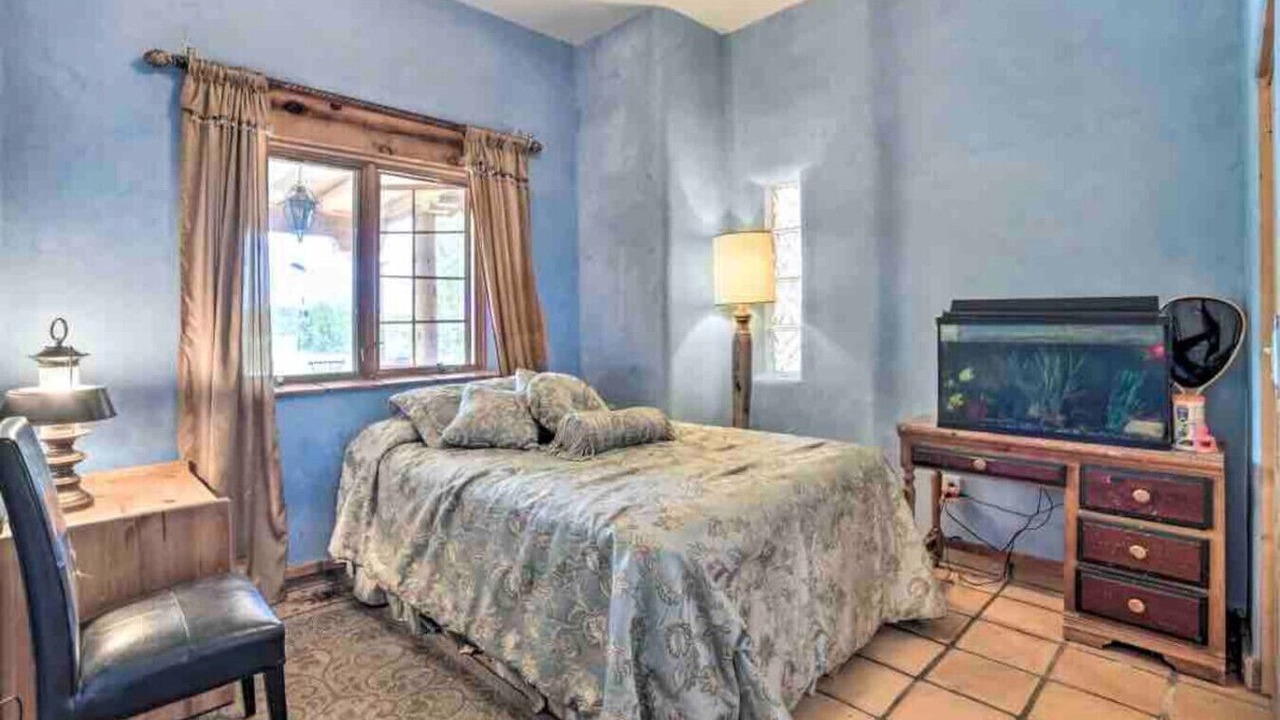 Photo of Bedroom in West Alameda