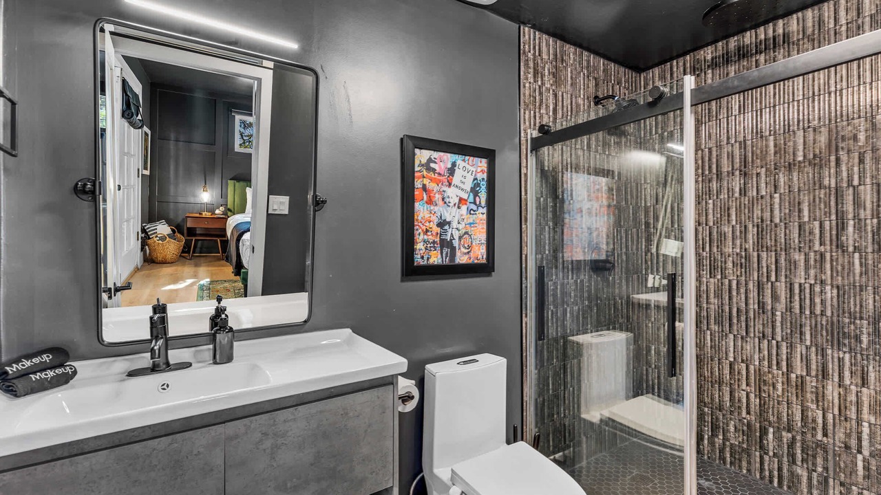 Photo of Bathroom in Shadow Mountain