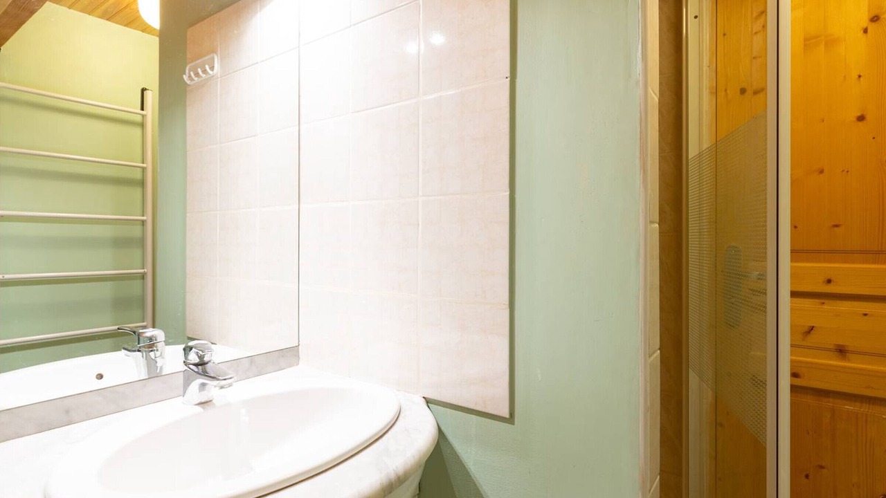 Photo of Bathroom in Loudervielle