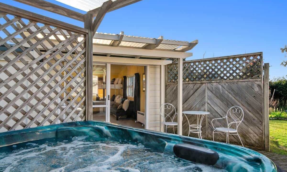 Photo of Outdoor in Lynmore