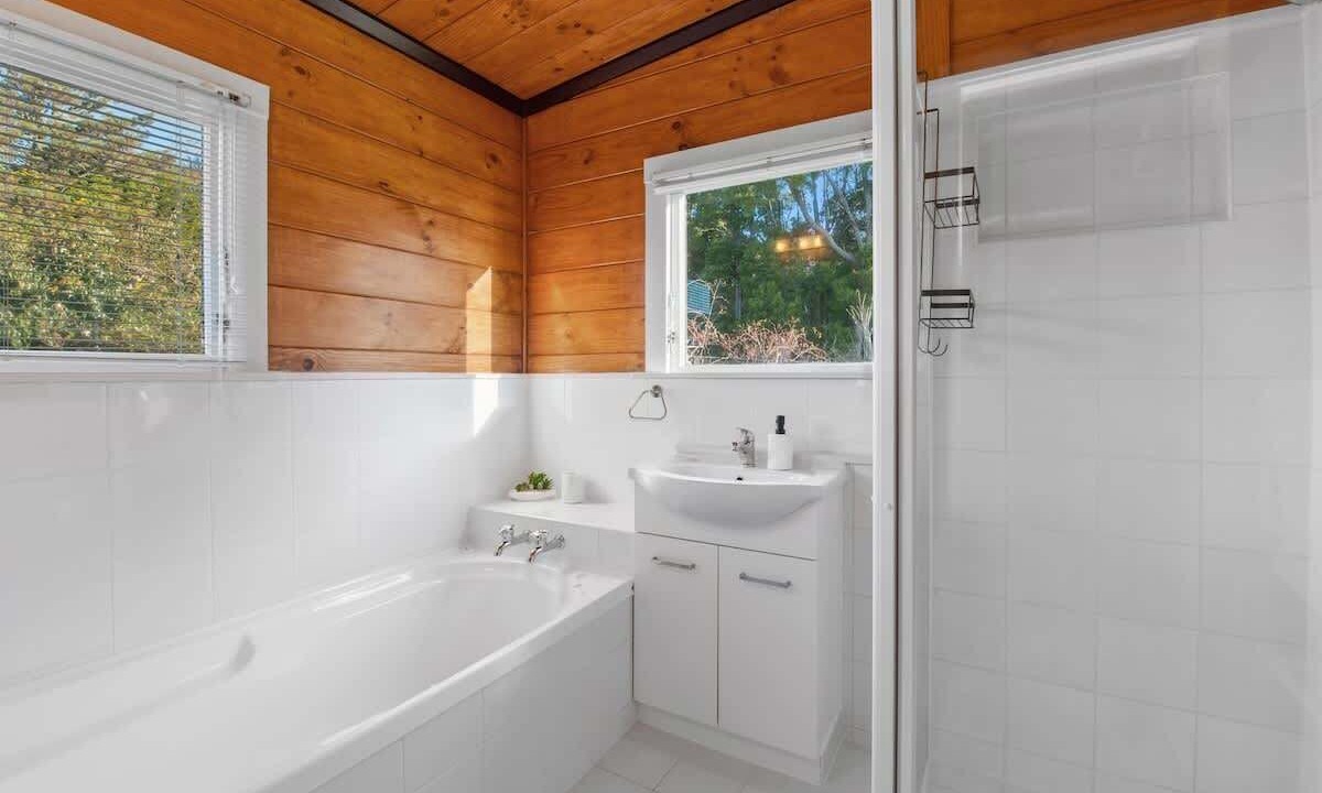 Photo of Bathroom in Lynmore