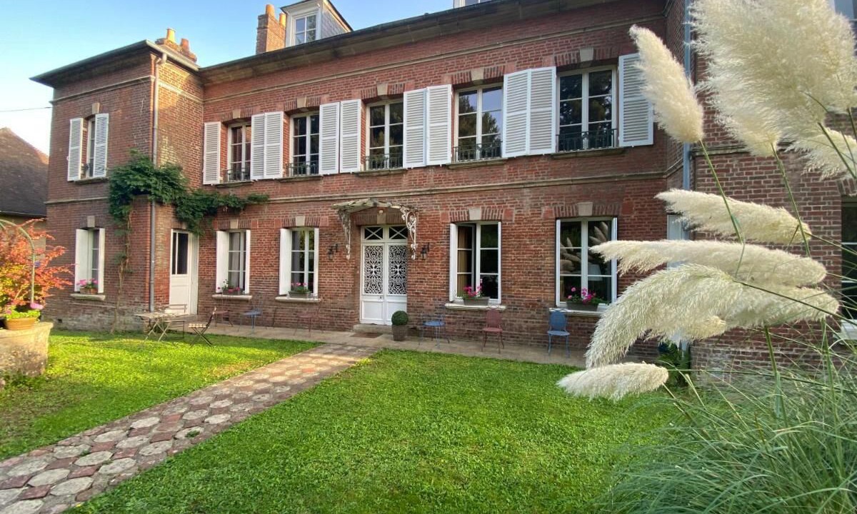 Photo of Outdoor in Bernay