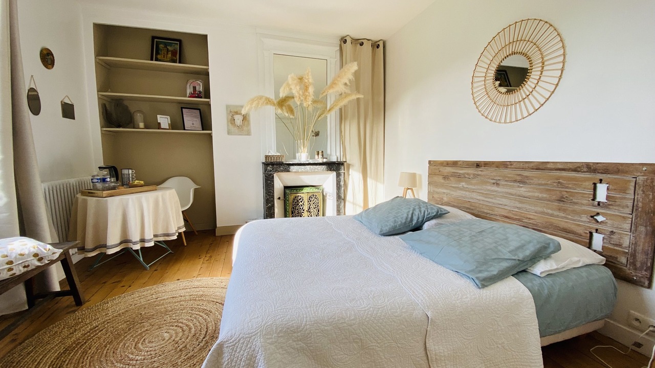 Photo of Bedroom in Bernay