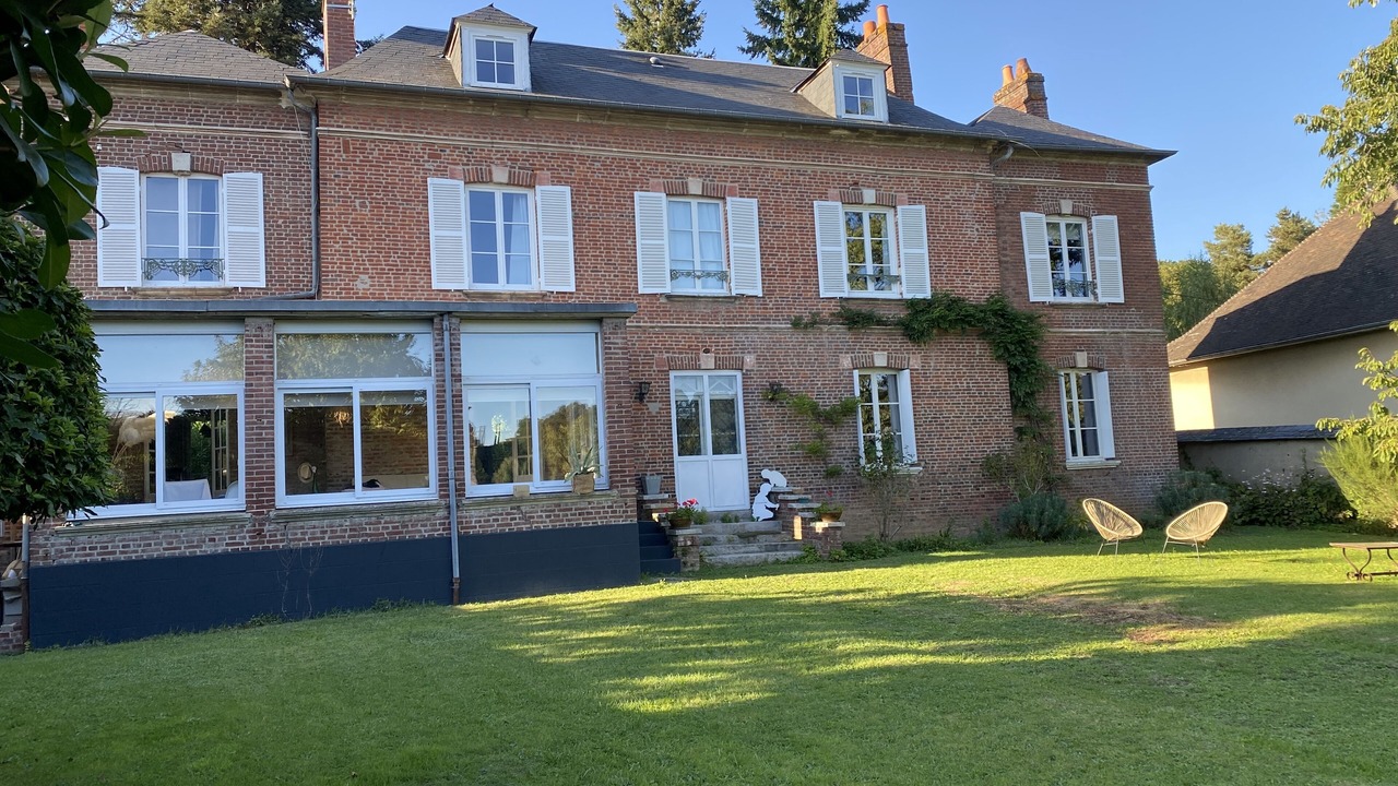 Photo of Outdoor in Bernay