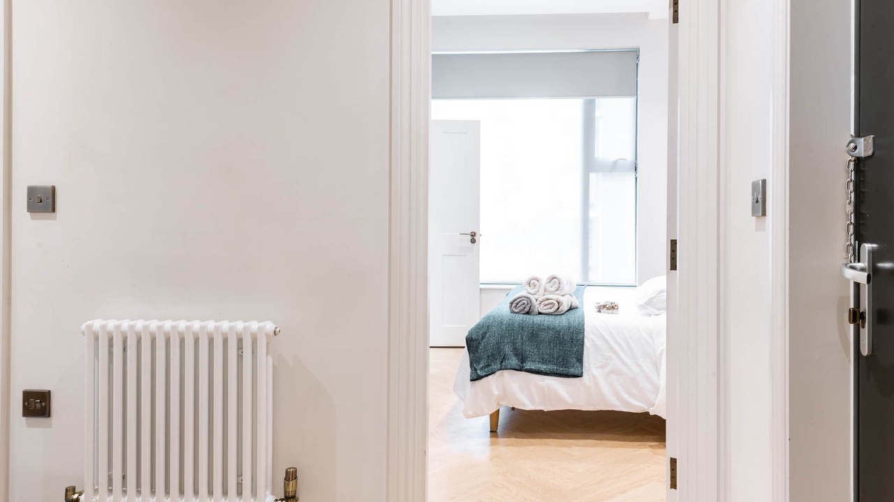 Photo of Others in Cubitt Town