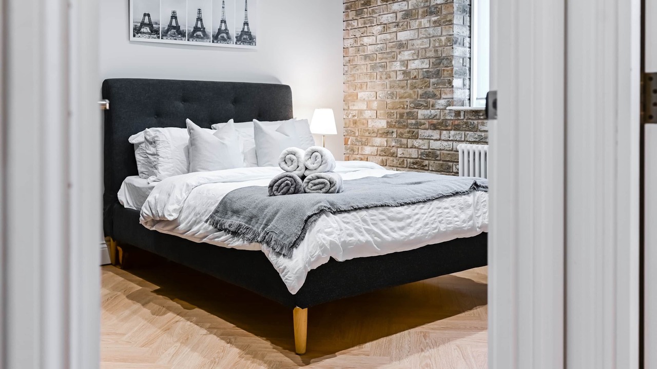 Photo of Others in Cubitt Town