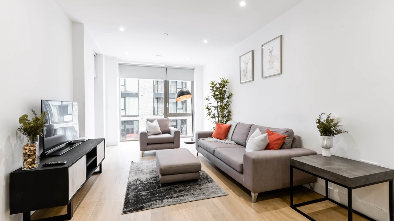 Photo of Others in Poplar