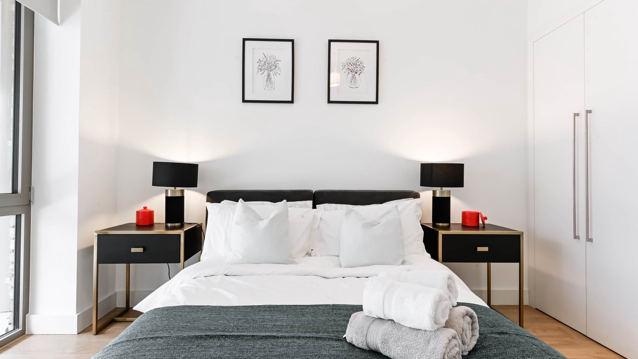 Photo of Others in Poplar