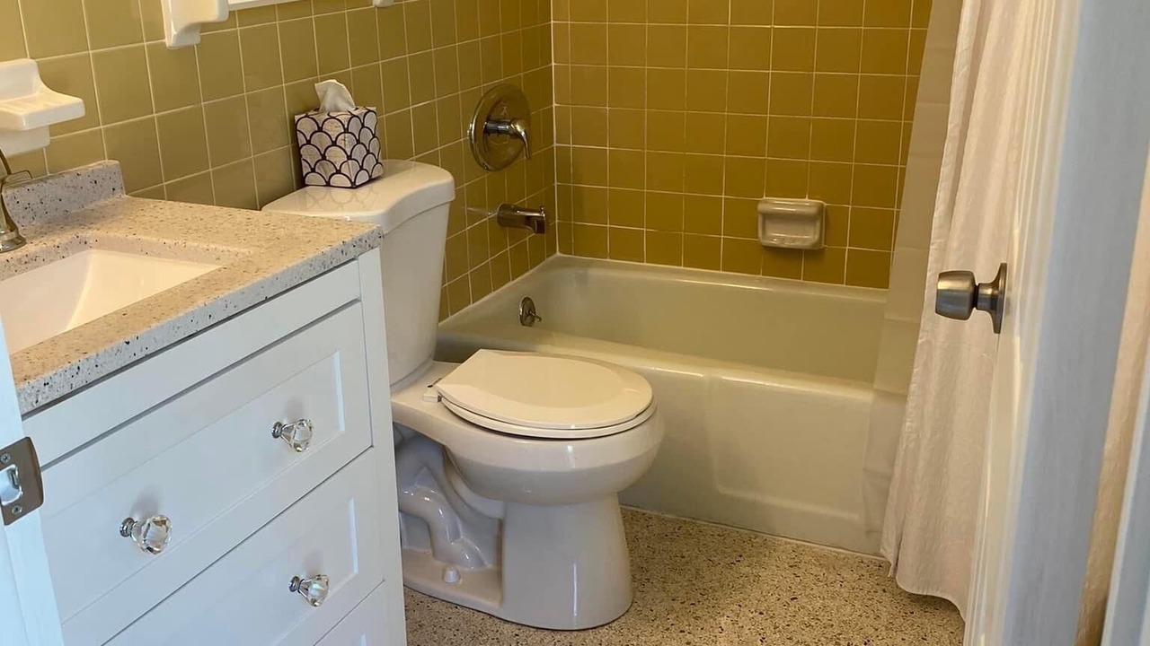 Photo of Bathroom in Holmes Beach
