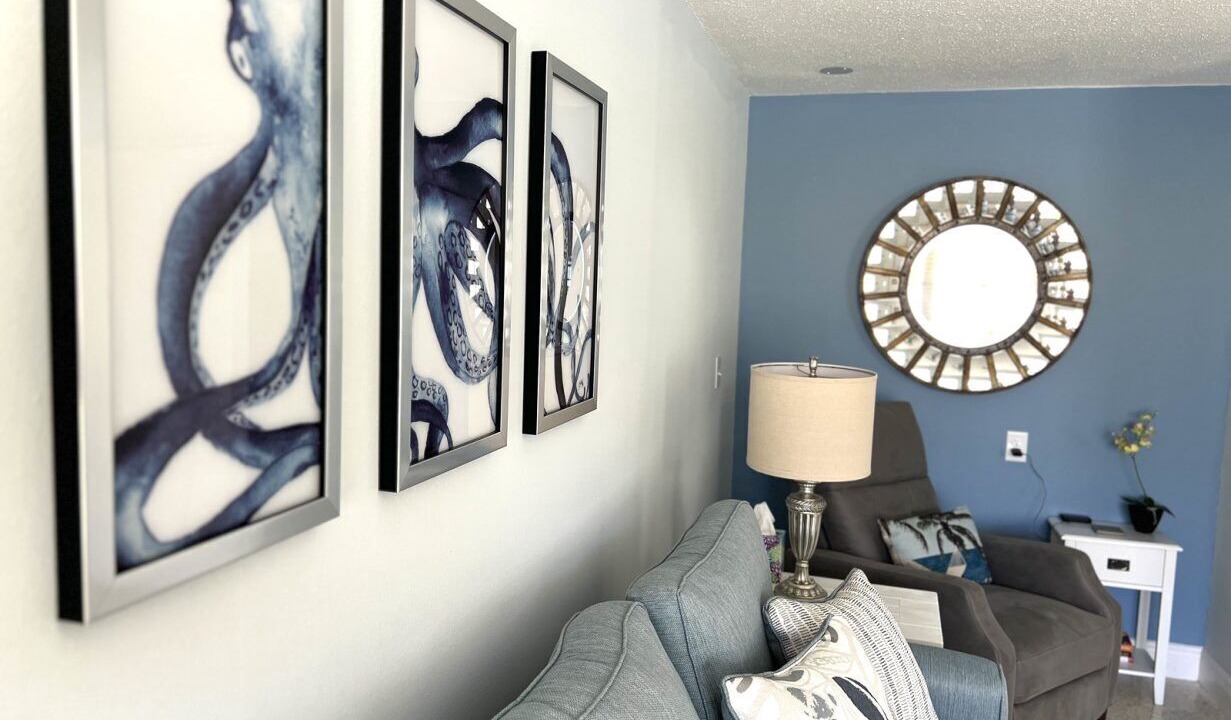 Photo of Livingroom in Holmes Beach