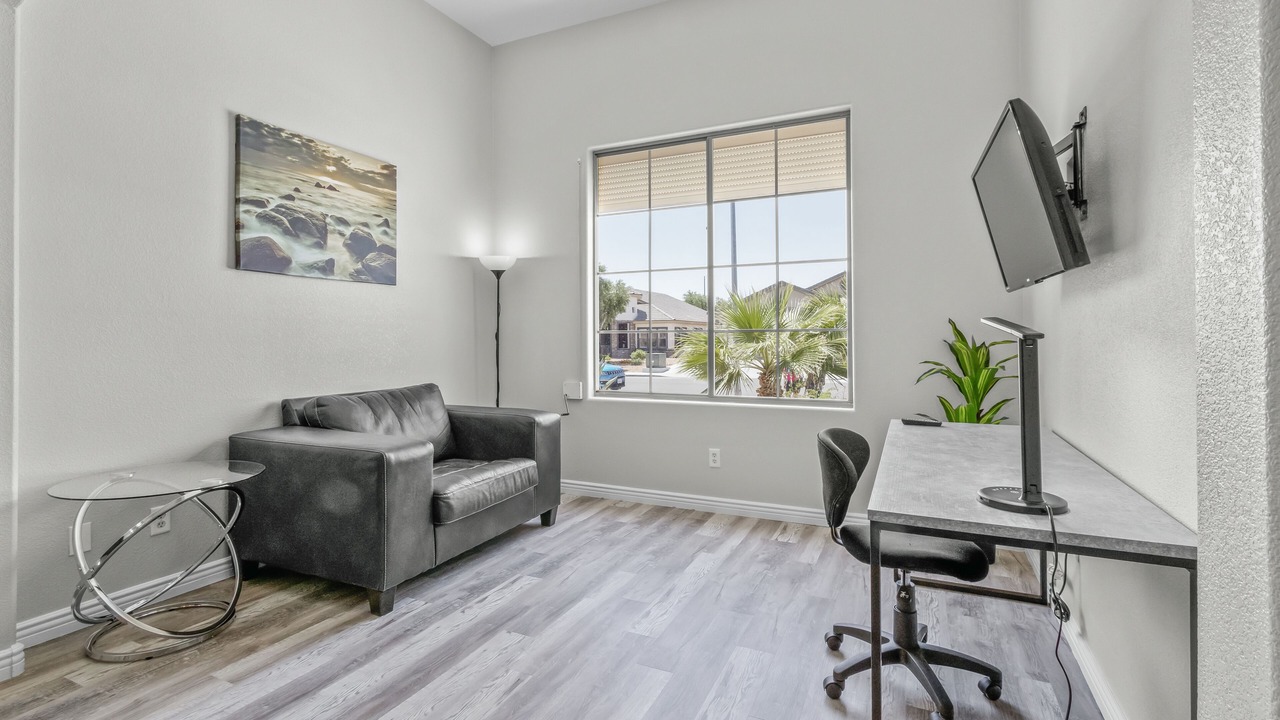 Photo of Livingroom in Torrey Pines Ranch