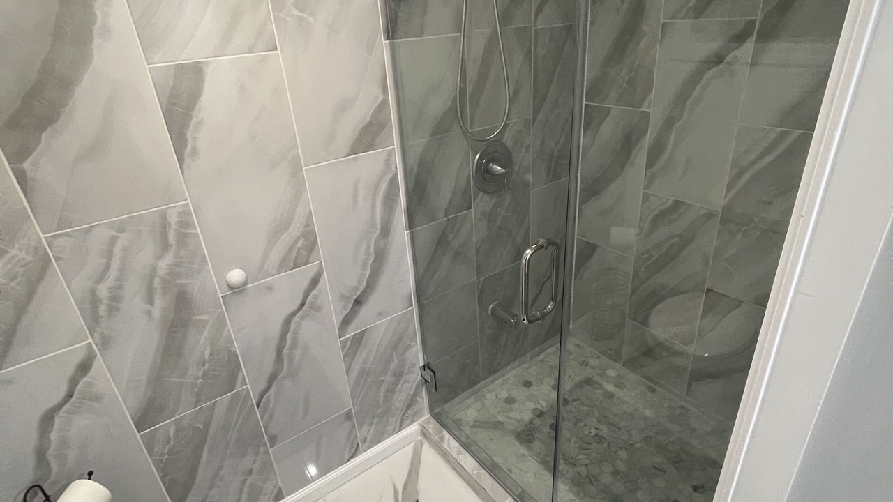 Photo of Bathroom in Ampere