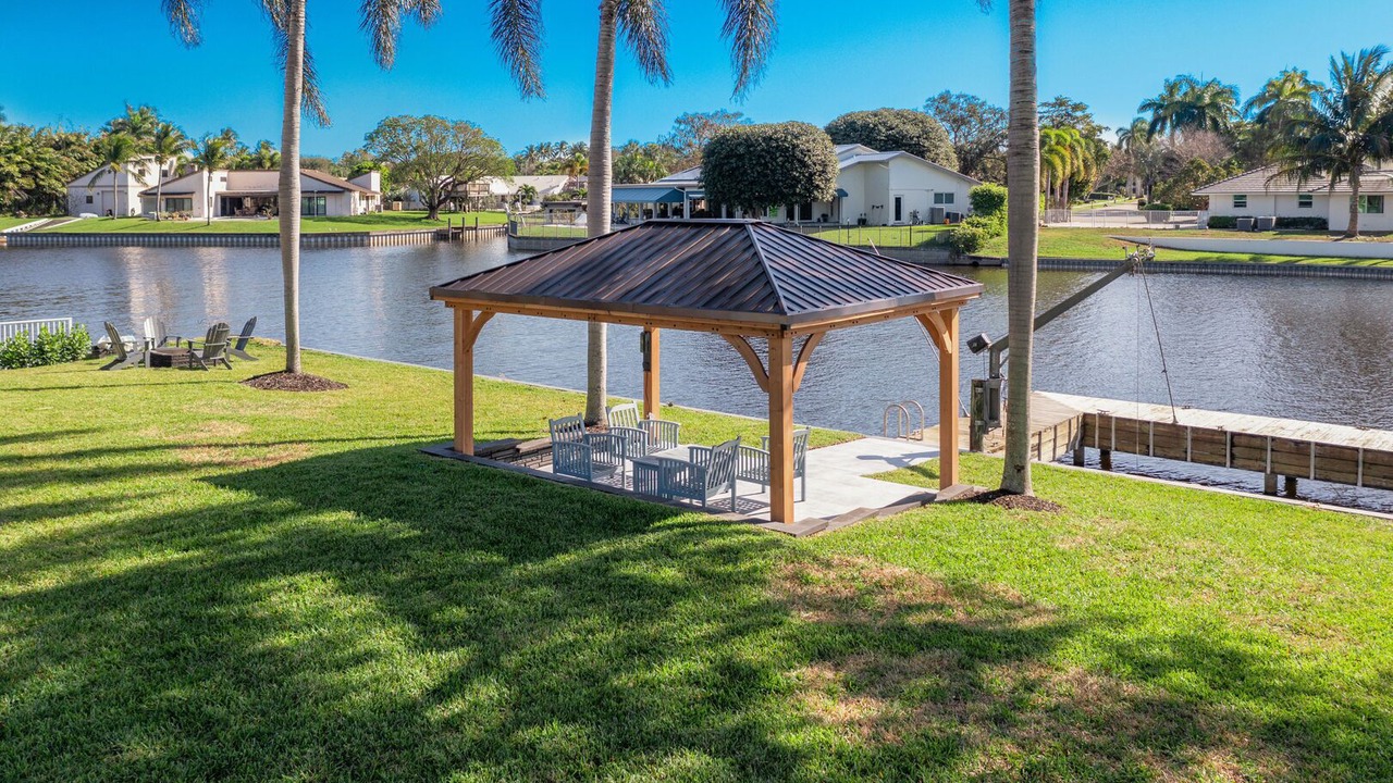 Photo of Outdoor in Lake Ida Shores