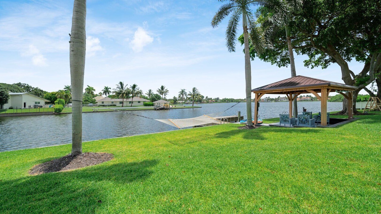 Photo of Others in Lake Ida Shores