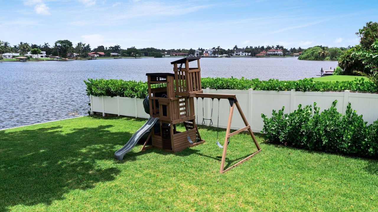 Photo of Outdoor in Lake Ida Shores