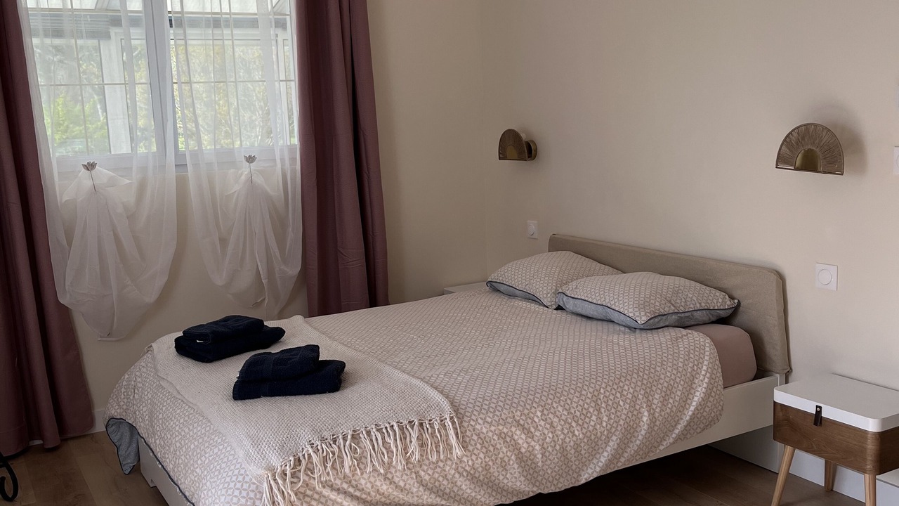 Photo of Bedroom in Frossay