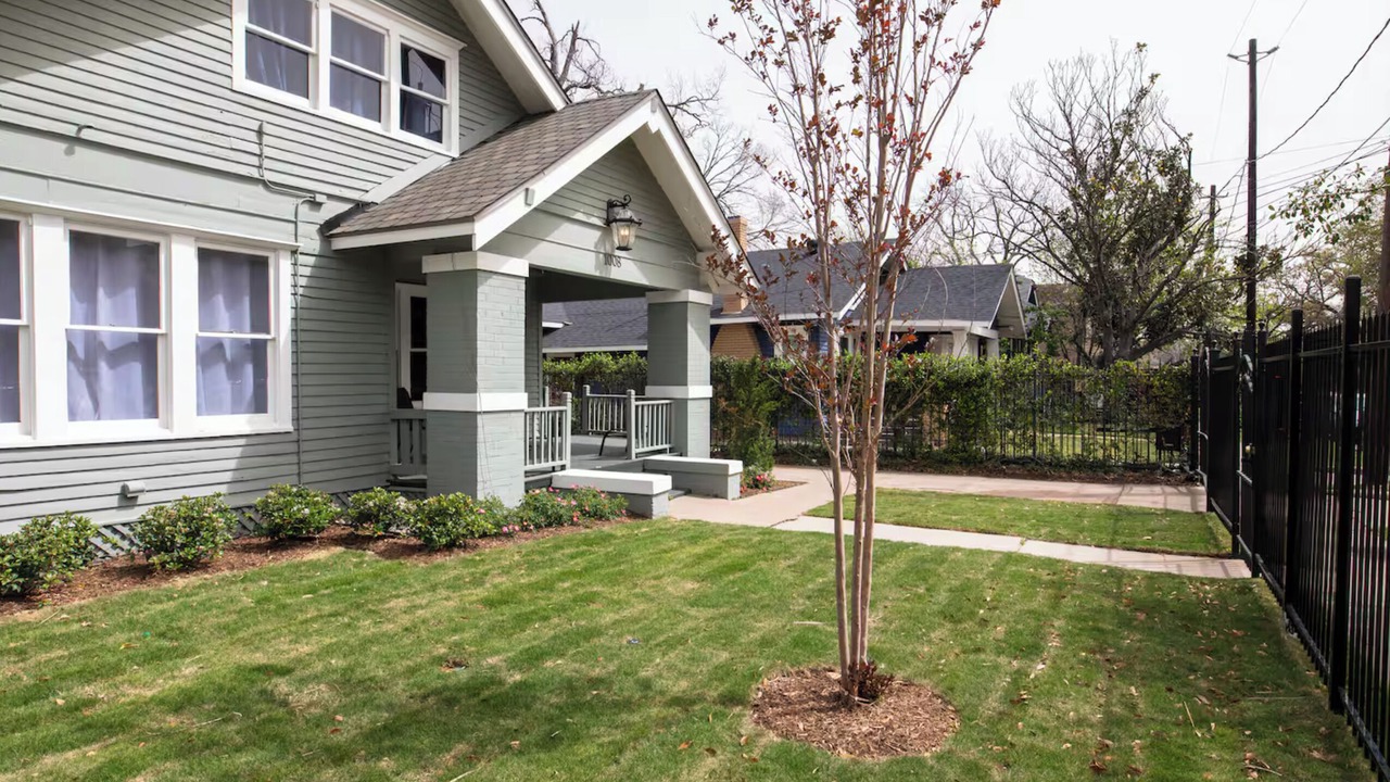 Photo of Outdoor in Neartown