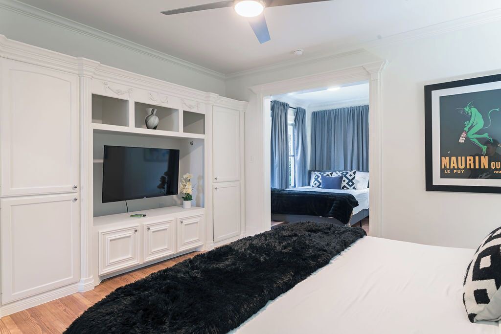 Photo of Bedroom in Neartown