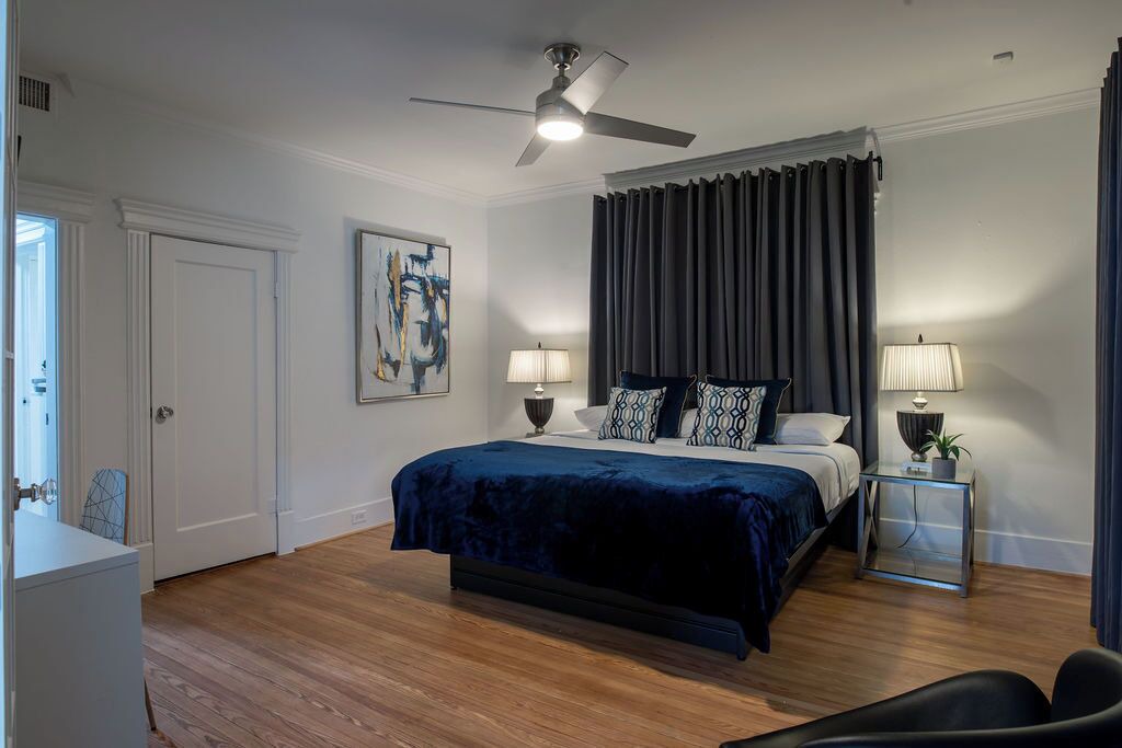 Photo of Bedroom in Neartown