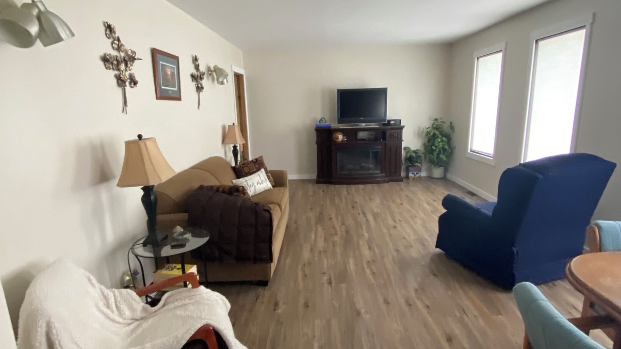 Photo of Livingroom in Miniota