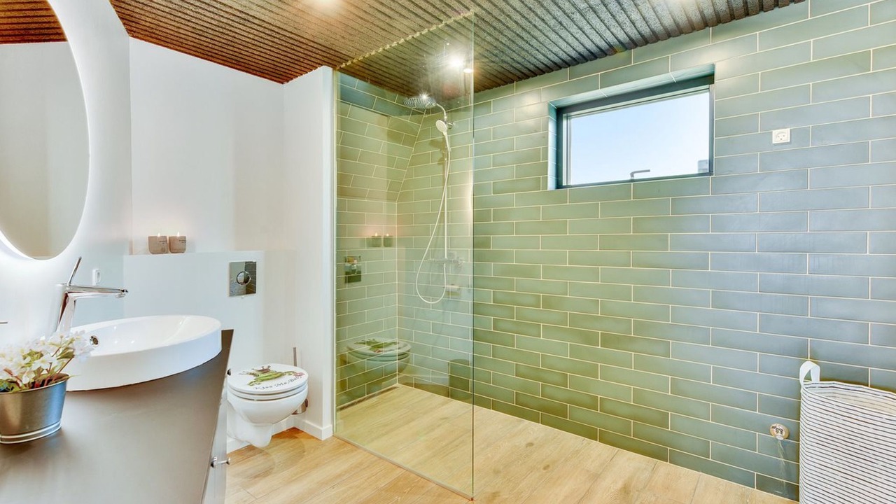 Photo of Bathroom in Skjern