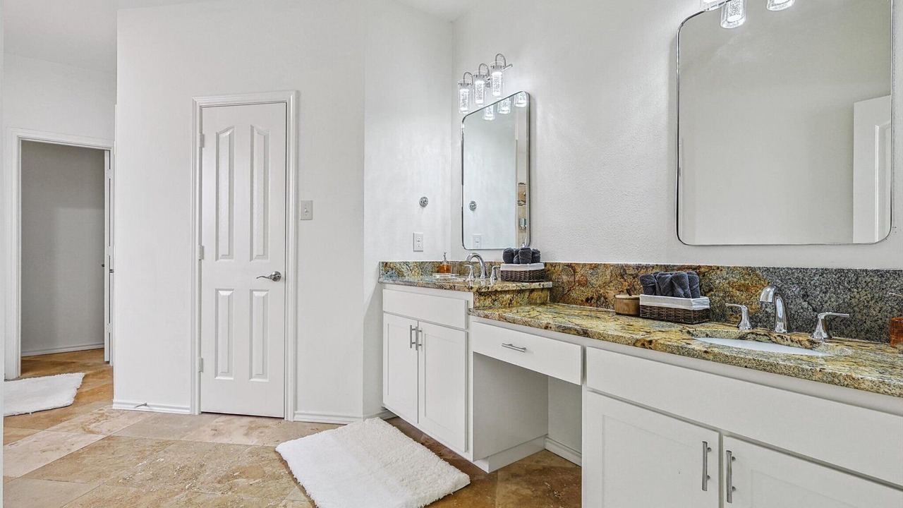 Photo of Bathroom in Frisco
