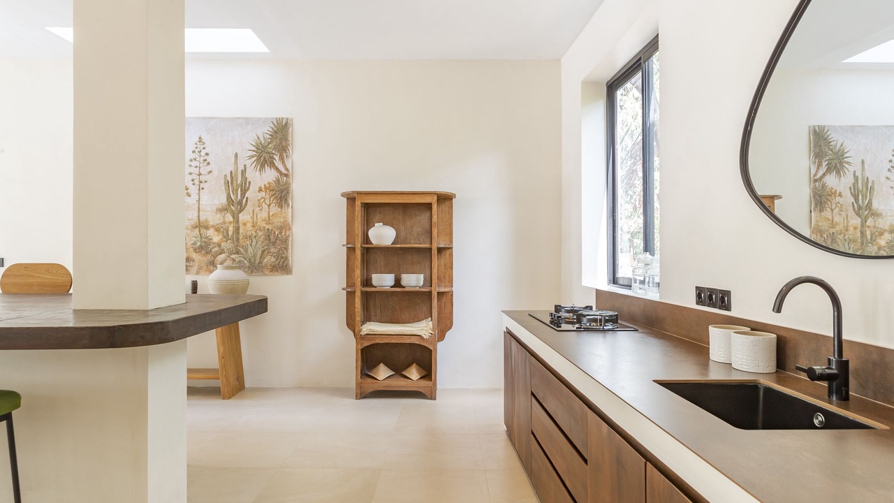 Photo of Kitchen in Banjar Semer
