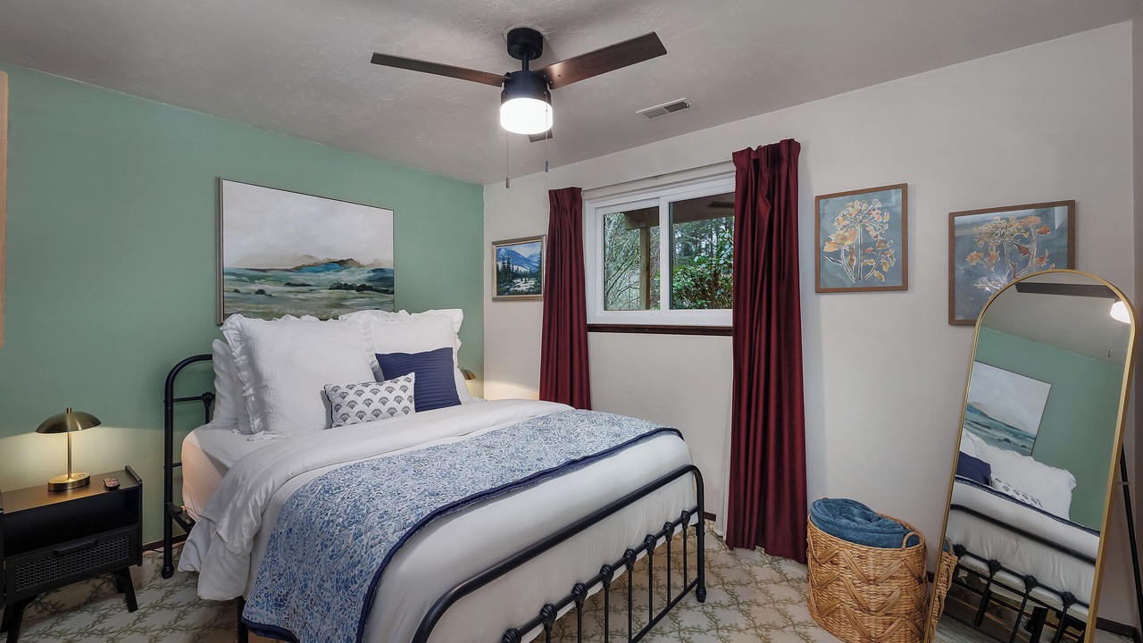 Photo of Bedroom in Shelton