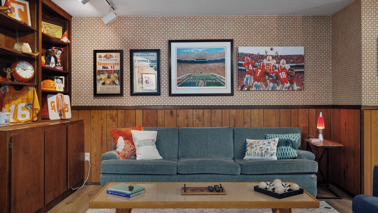 Photo of Livingroom in Shelton