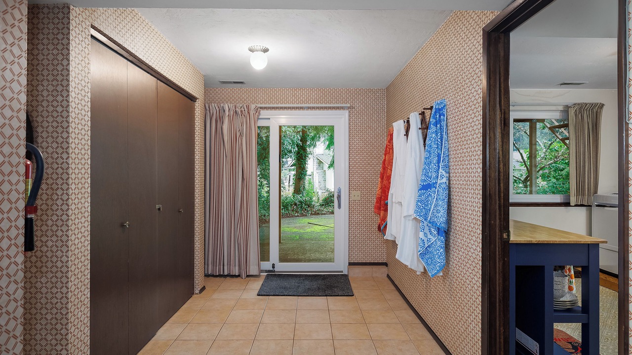 Photo of Others in Shelton