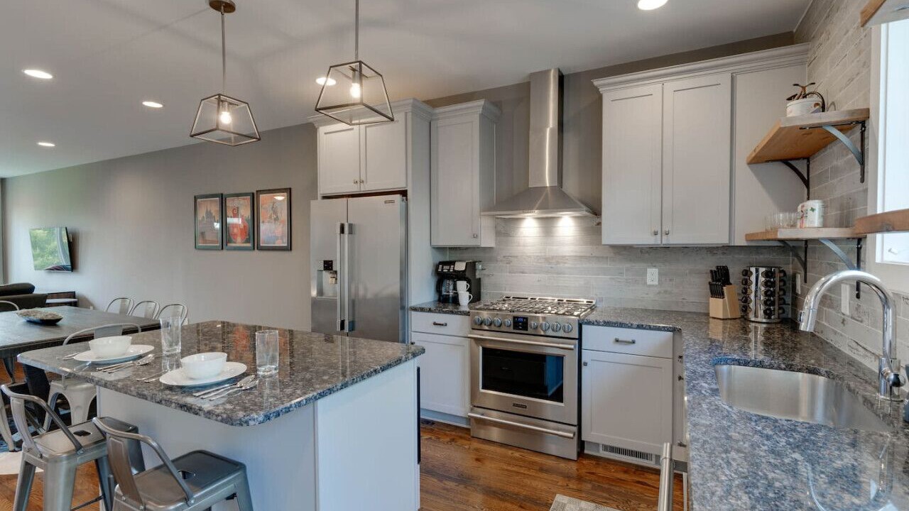 Photo of Kitchen in Eighth Avenue