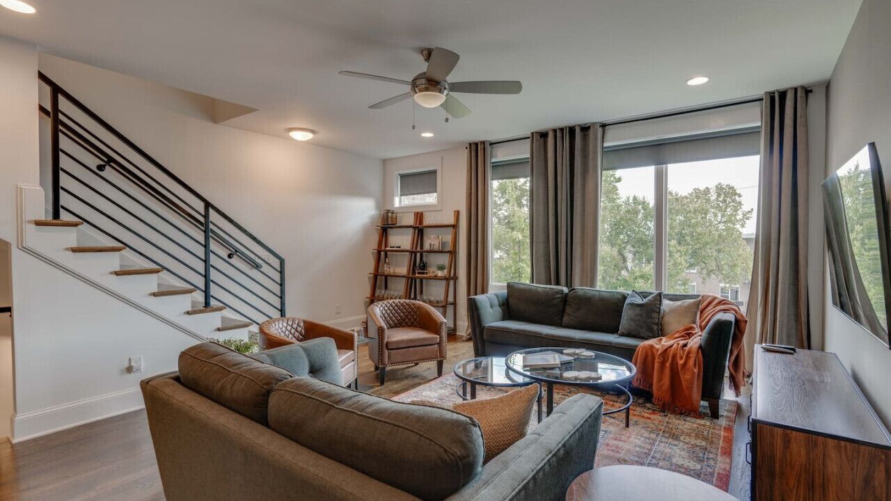Photo of Livingroom in Eighth Avenue